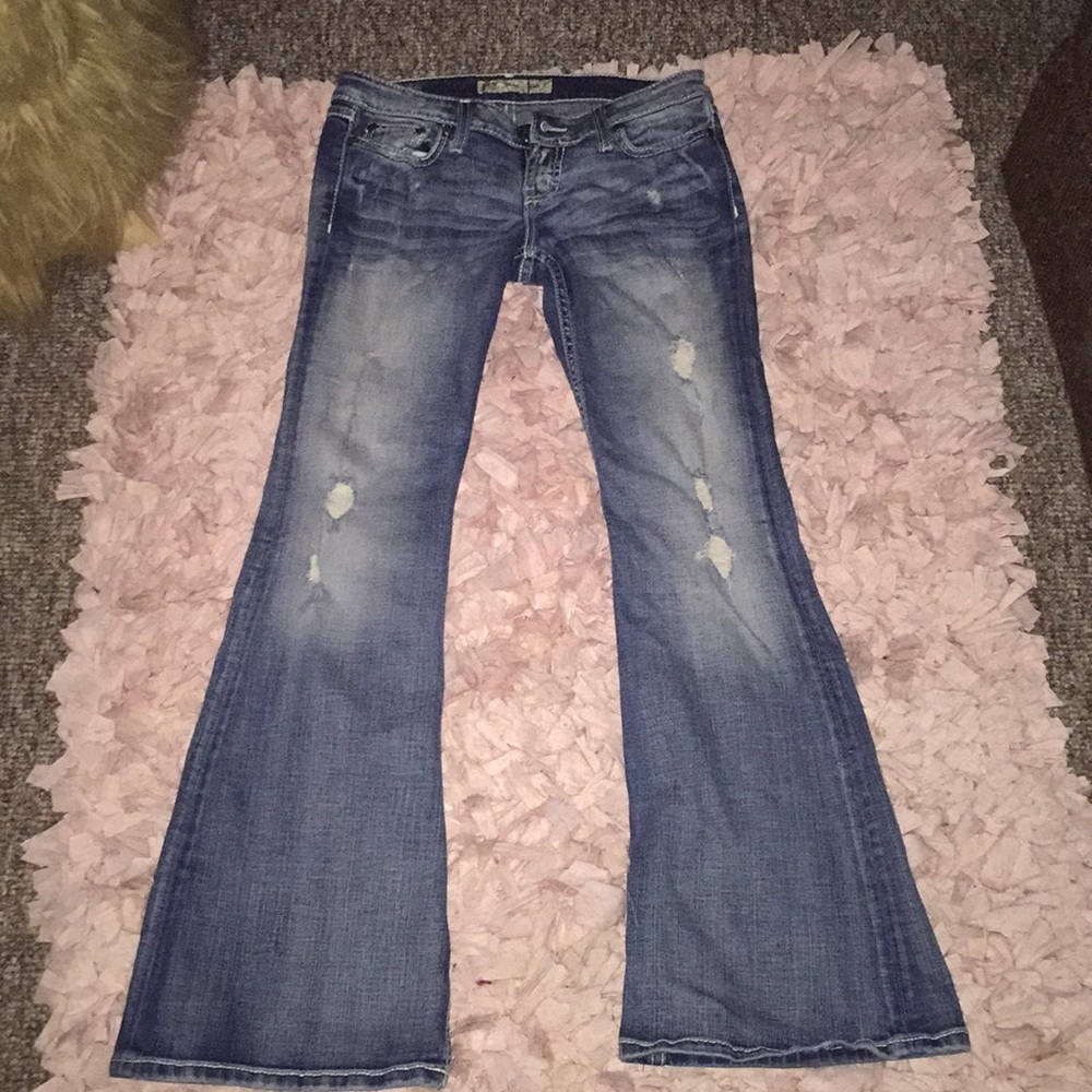BKE distressed jeans